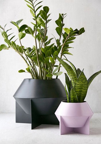 10 Planters from Urban Outfitters That Will Add Life to Your Home | InstyleRooms.com/Blog