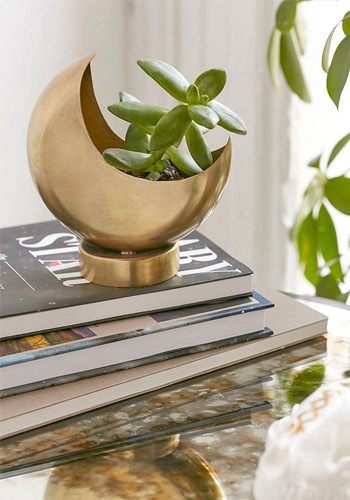 10 Planters from Urban Outfitters That Will Add Life to Your Home | InstyleRooms.com/Blog