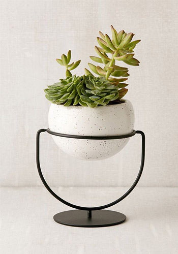 10 Planters from Urban Outfitters That Will Add Life to Your Home | InstyleRooms.com/Blog