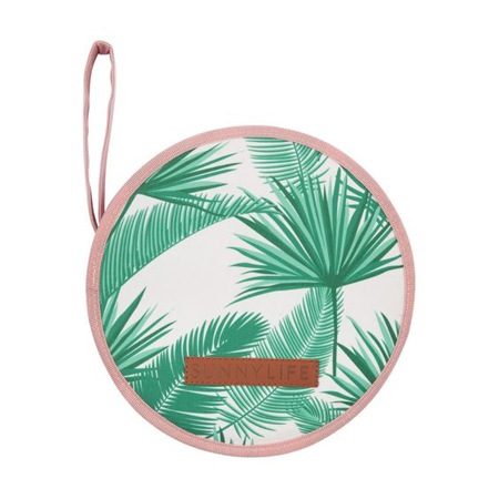 Outdoor Dining Accessories For Your Socially Distanced Summer Picnics | InStyleRooms.com/Blog