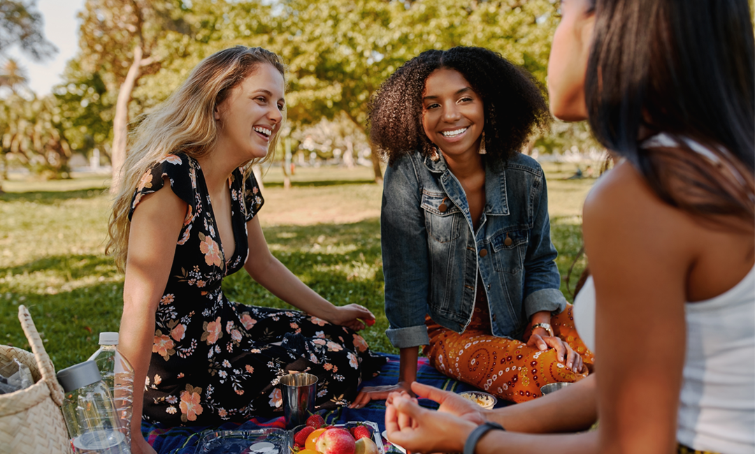 What to Take to a Picnic on National Picnic Day | InStyleRooms.com/Blog